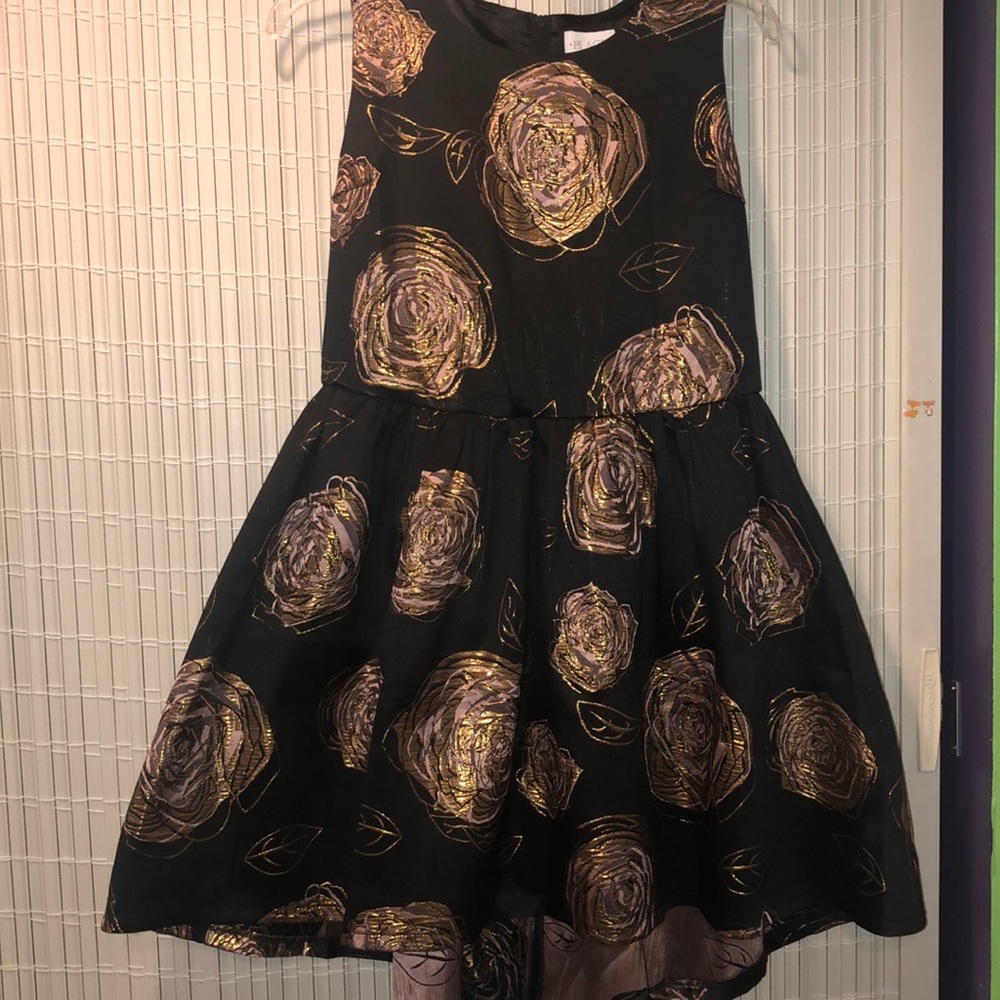 Girls dress